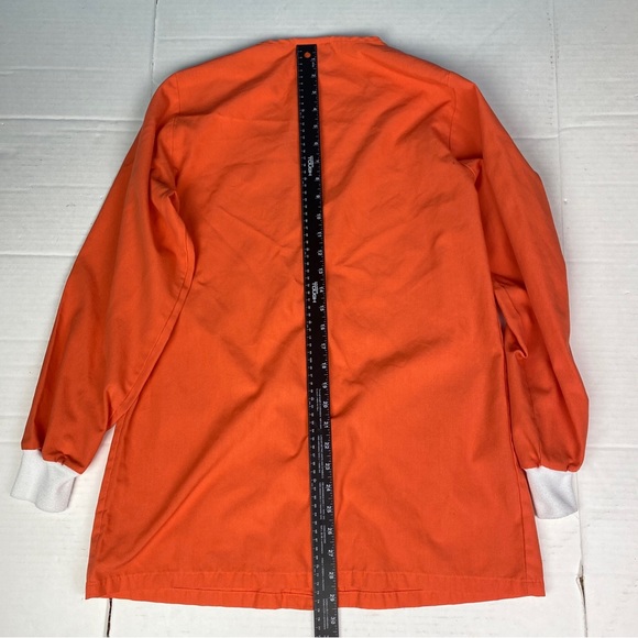 Landau Tennessee Vols Women’s Scrub Jacket Orange White Football Helmet Medical - Picture 2 of 7